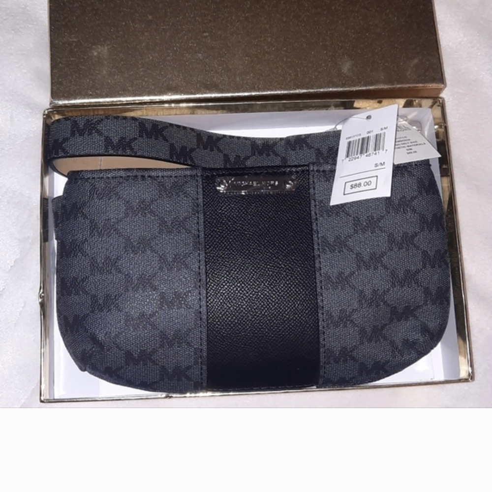 Michael Kors Black and Dark Gray Wristle belt bag S/M